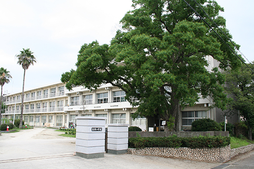 写真　岩滑小学校